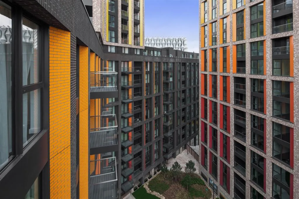 3 bedroom flat for rent