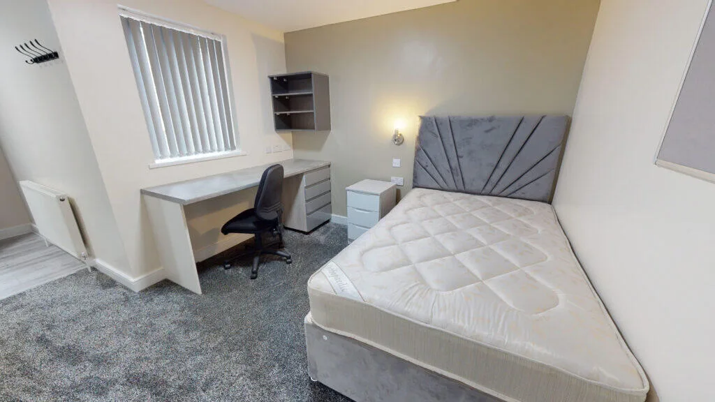 6 bedroom house for rent