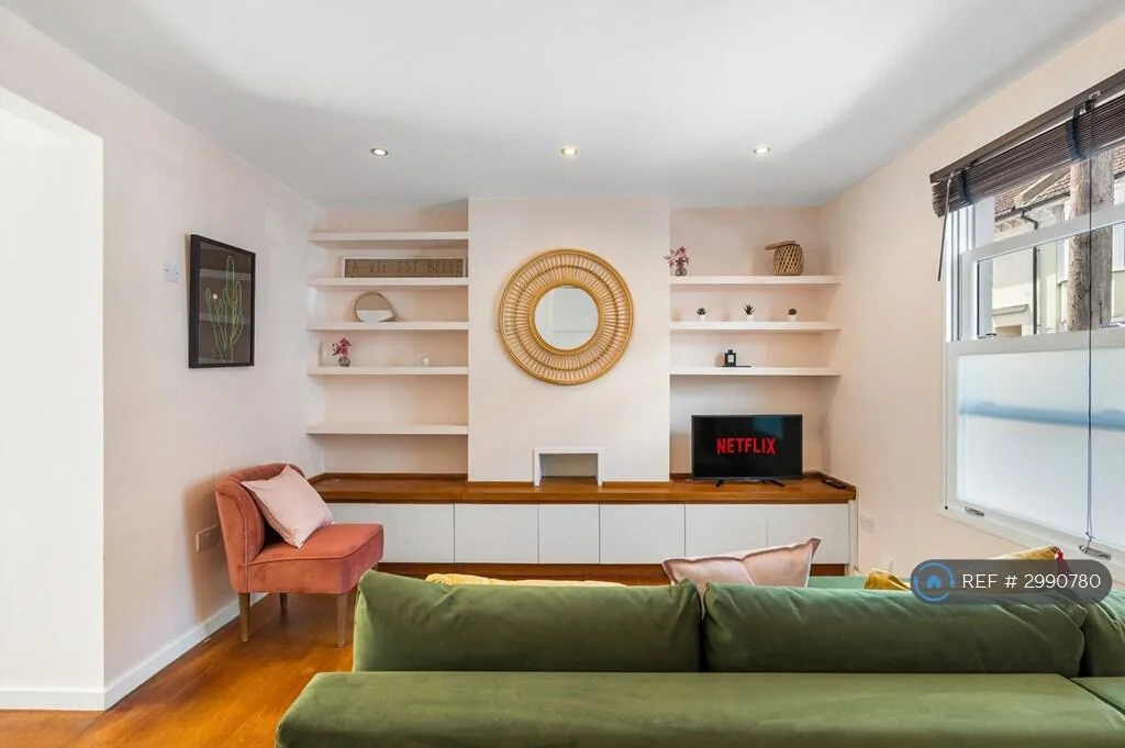 2 bedroom detached house for rent