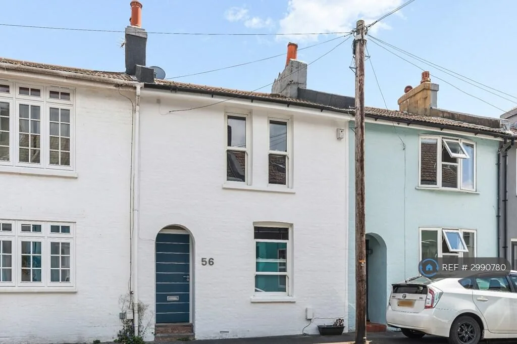 2 bedroom detached house for rent