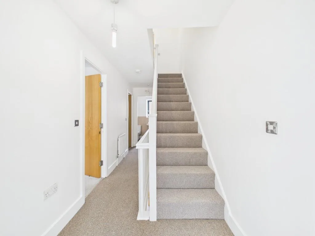 4 bedroom terraced house for rent