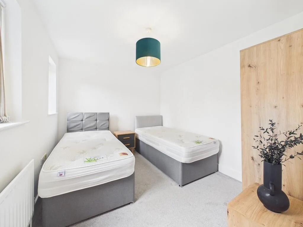 4 bedroom terraced house for rent