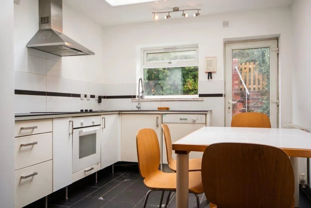 1 bedroom semi-detached house for rent