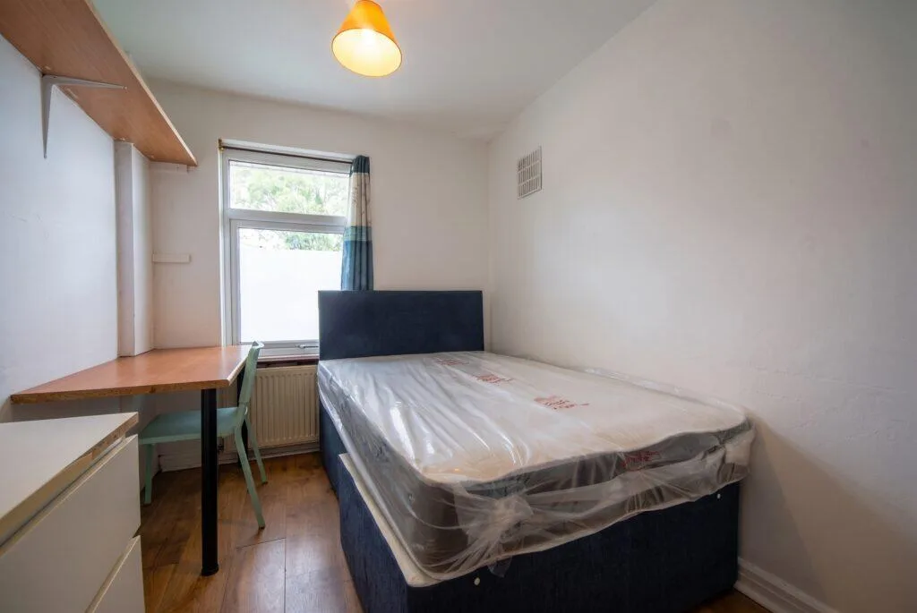 1 bedroom semi-detached house for rent