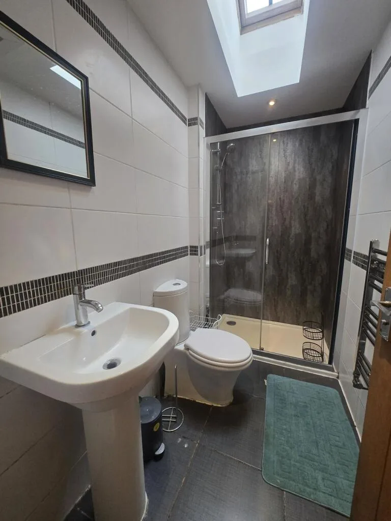 3 bedroom flat for rent