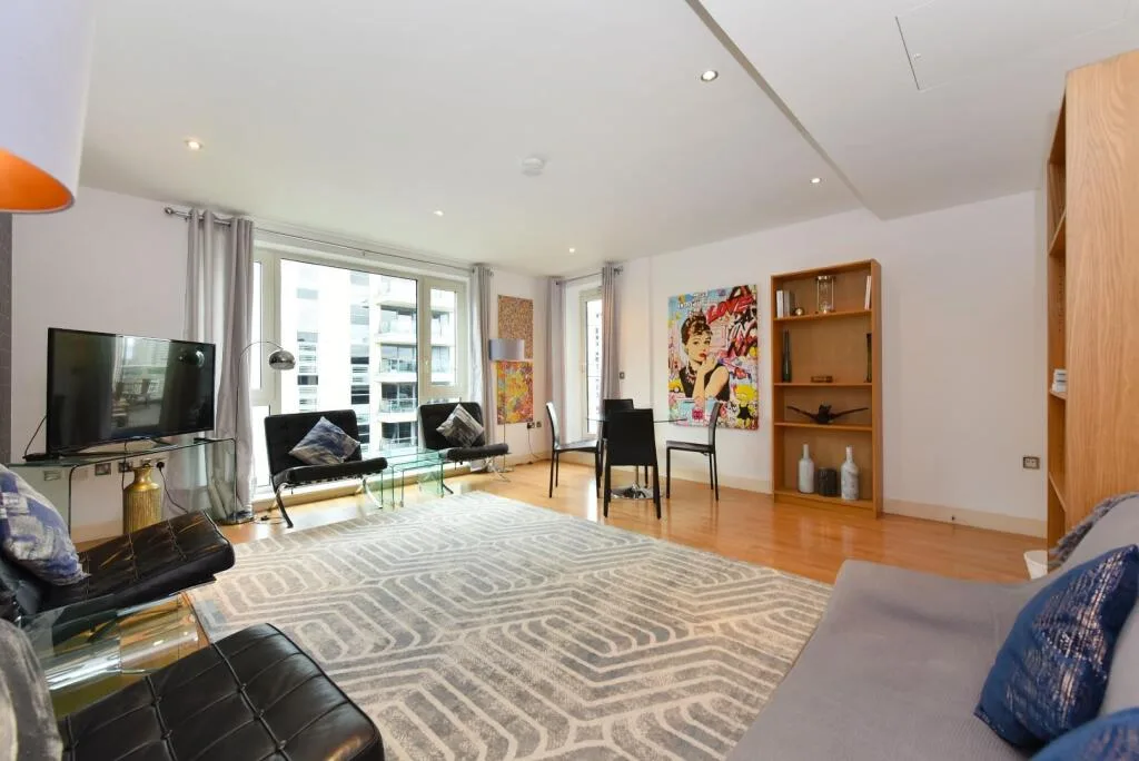 3 bedroom flat for rent
