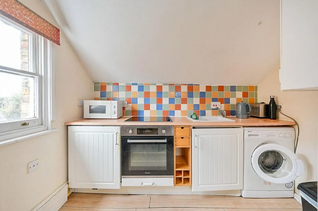 Studio flat for rent