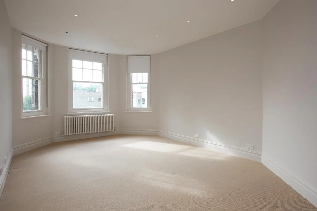 5 bedroom flat for rent