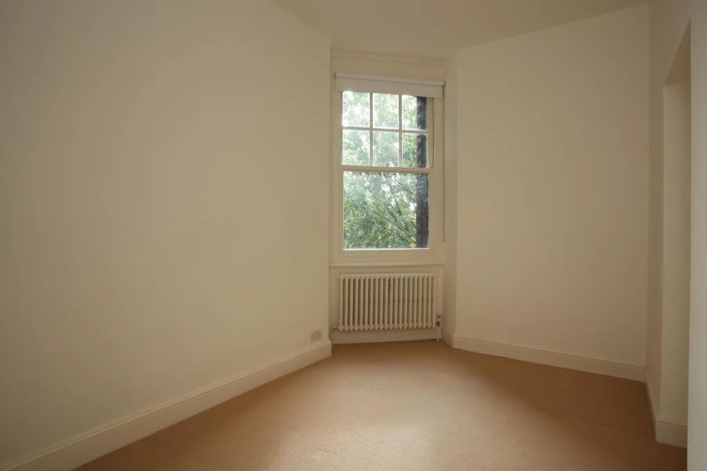 5 bedroom flat for rent