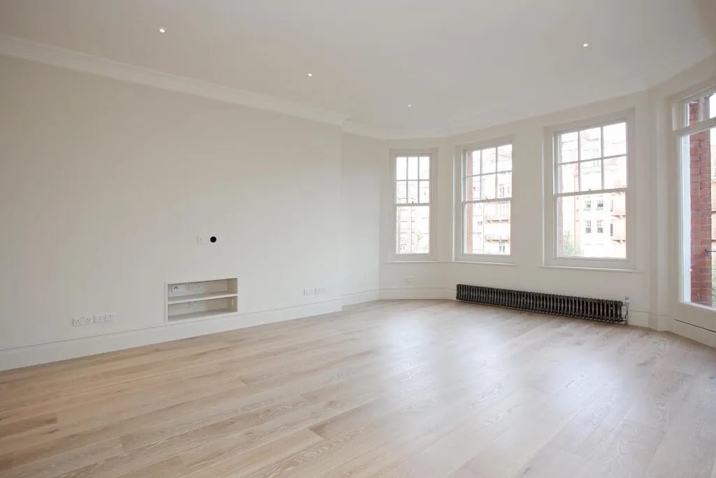 5 bedroom flat for rent
