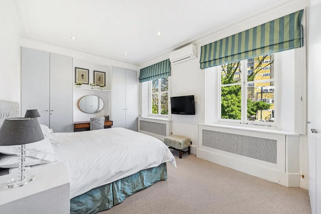5 bedroom terraced house for rent