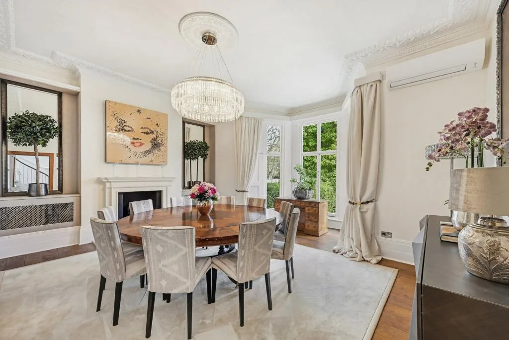 5 bedroom terraced house for rent