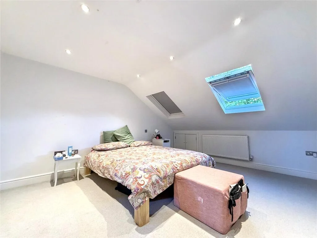 2 bedroom house for rent