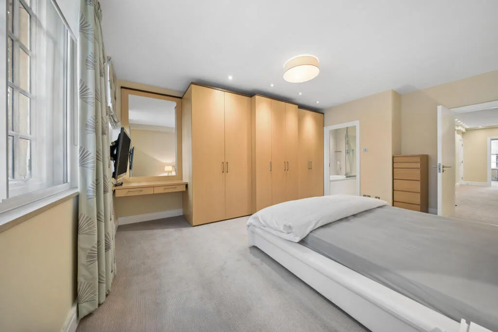3 bedroom flat for rent