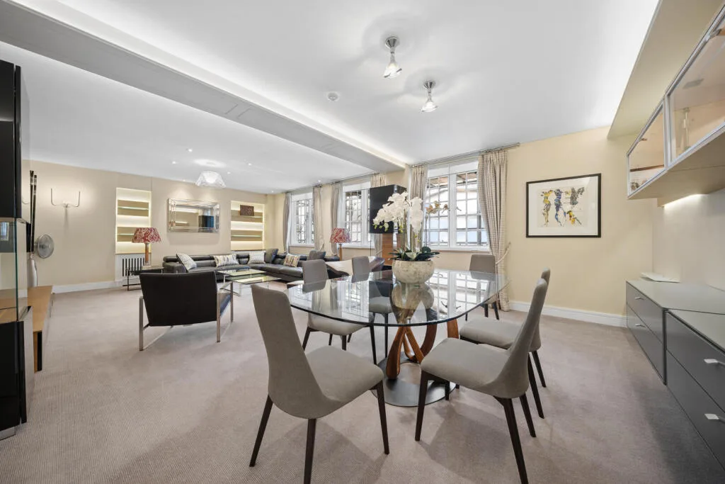 3 bedroom flat for rent