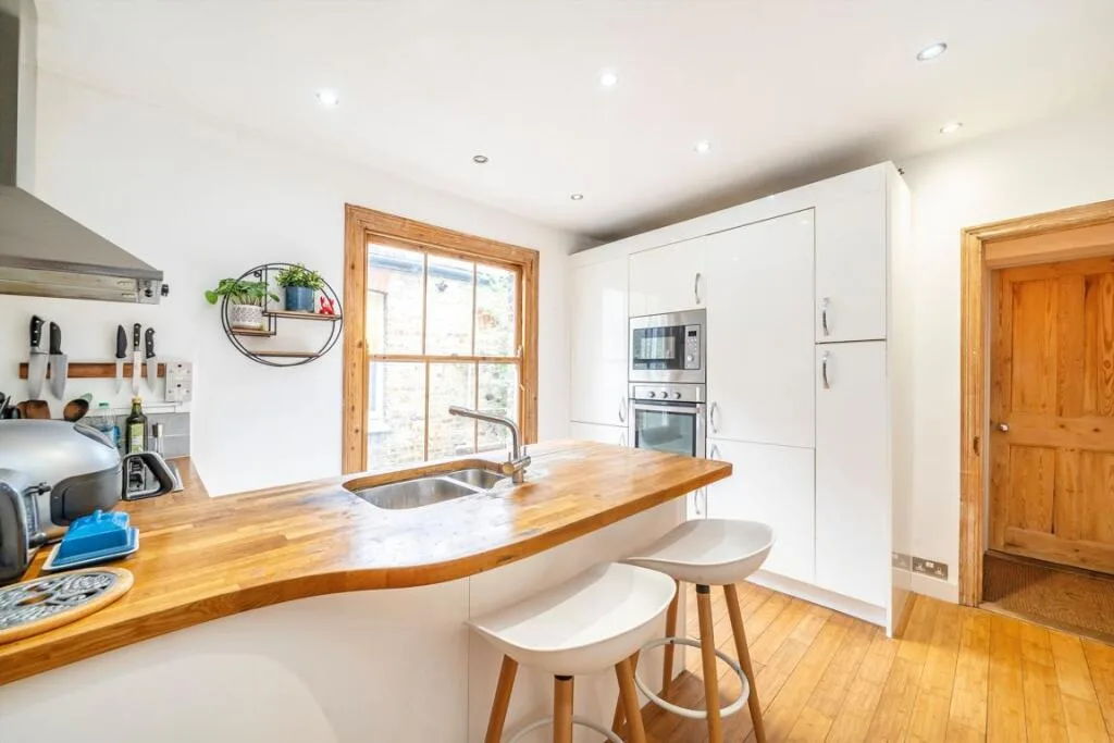 3 bedroom house for rent