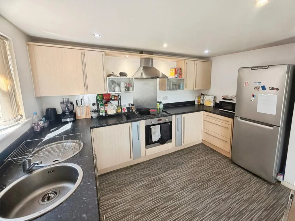 2 bedroom flat for rent