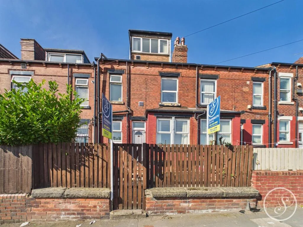 2 bedroom terraced house for rent