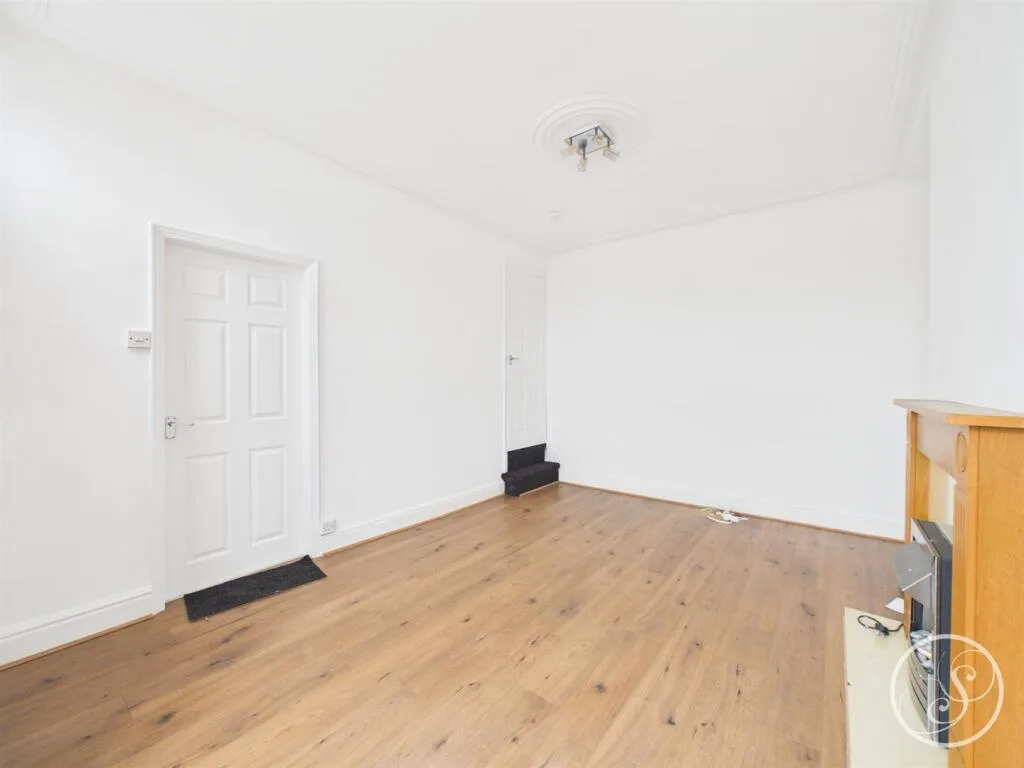 2 bedroom terraced house for rent