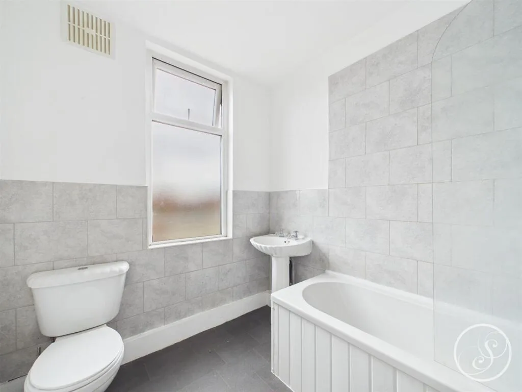 2 bedroom terraced house for rent