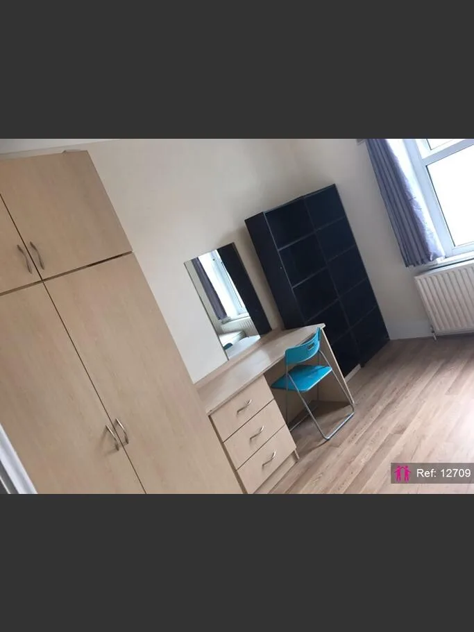 5 bedroom apartment for rent