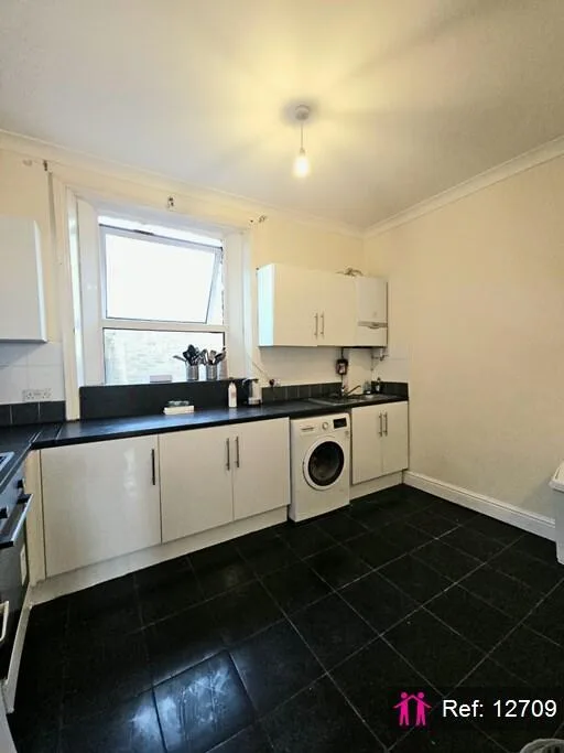 5 bedroom apartment for rent