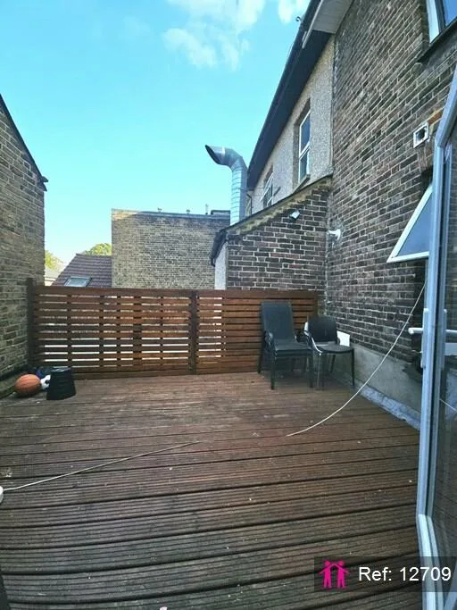 5 bedroom apartment for rent