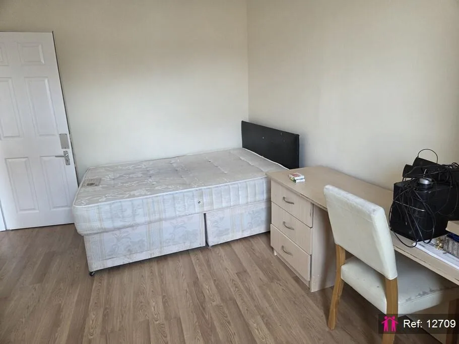 5 bedroom apartment for rent