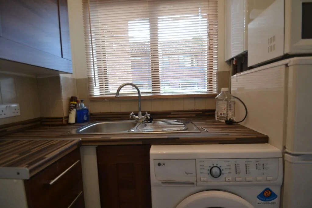 1 bedroom house for rent