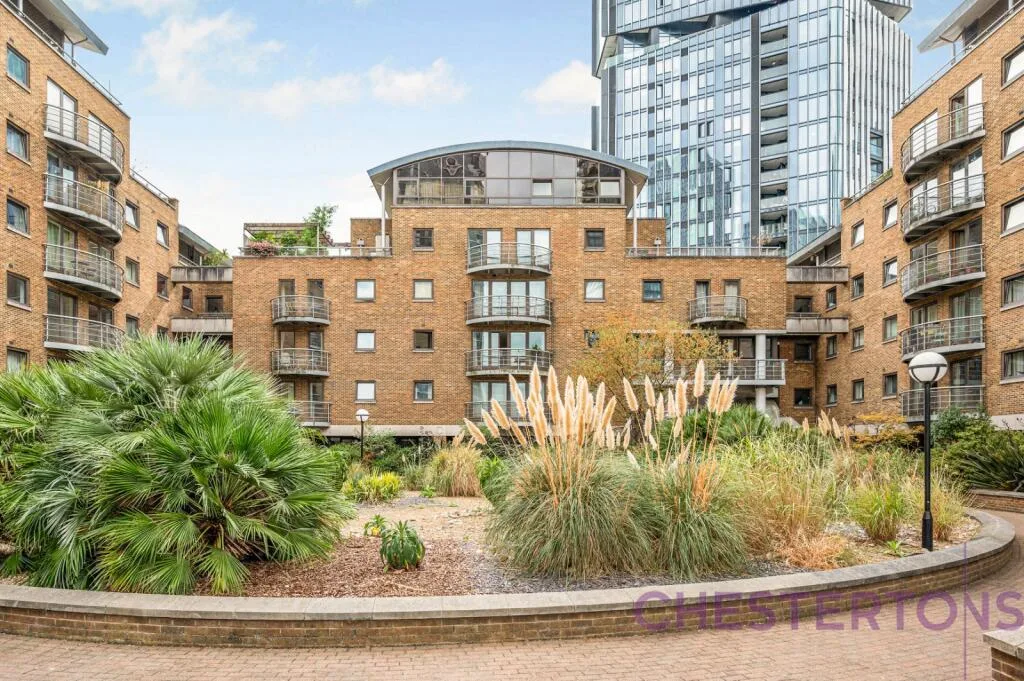 4 bedroom flat for rent