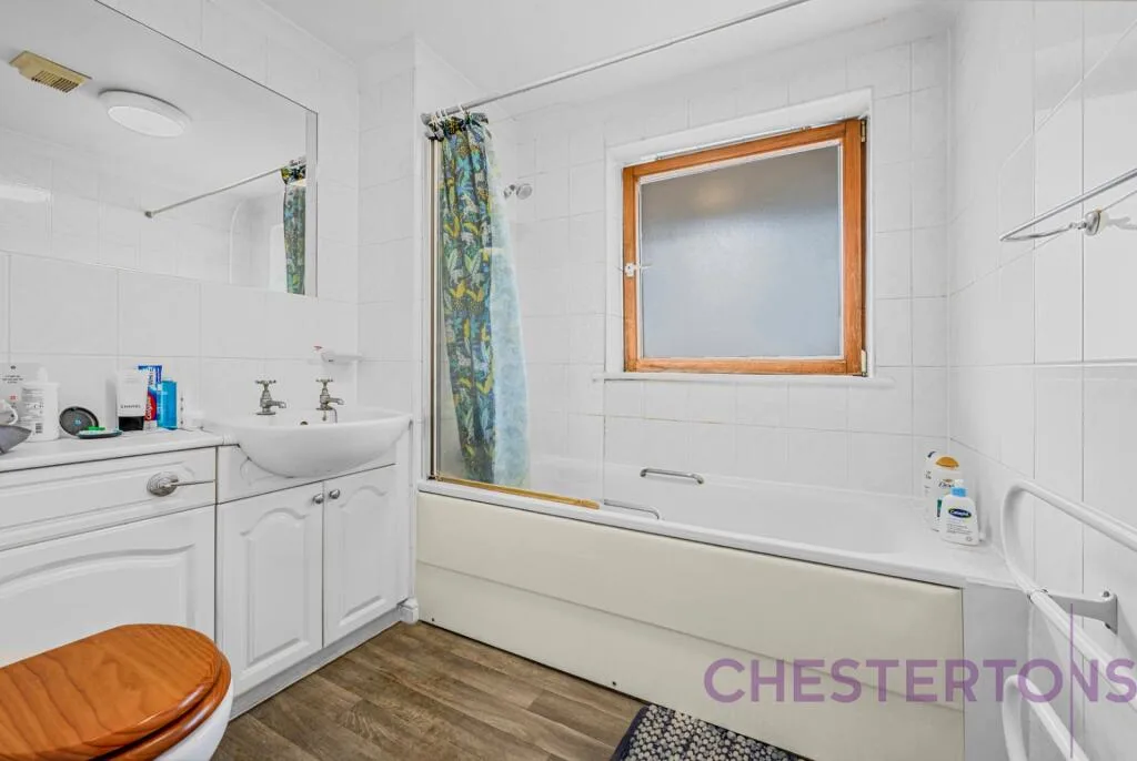 4 bedroom flat for rent