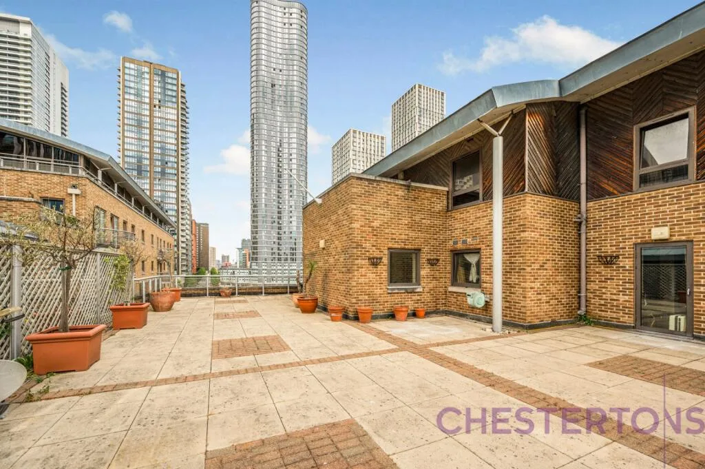 4 bedroom flat for rent
