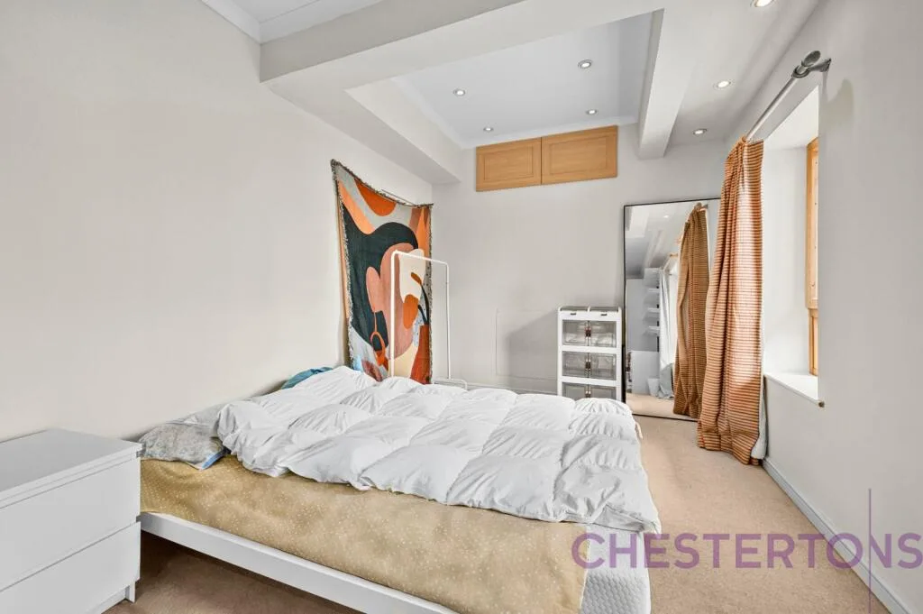 4 bedroom flat for rent