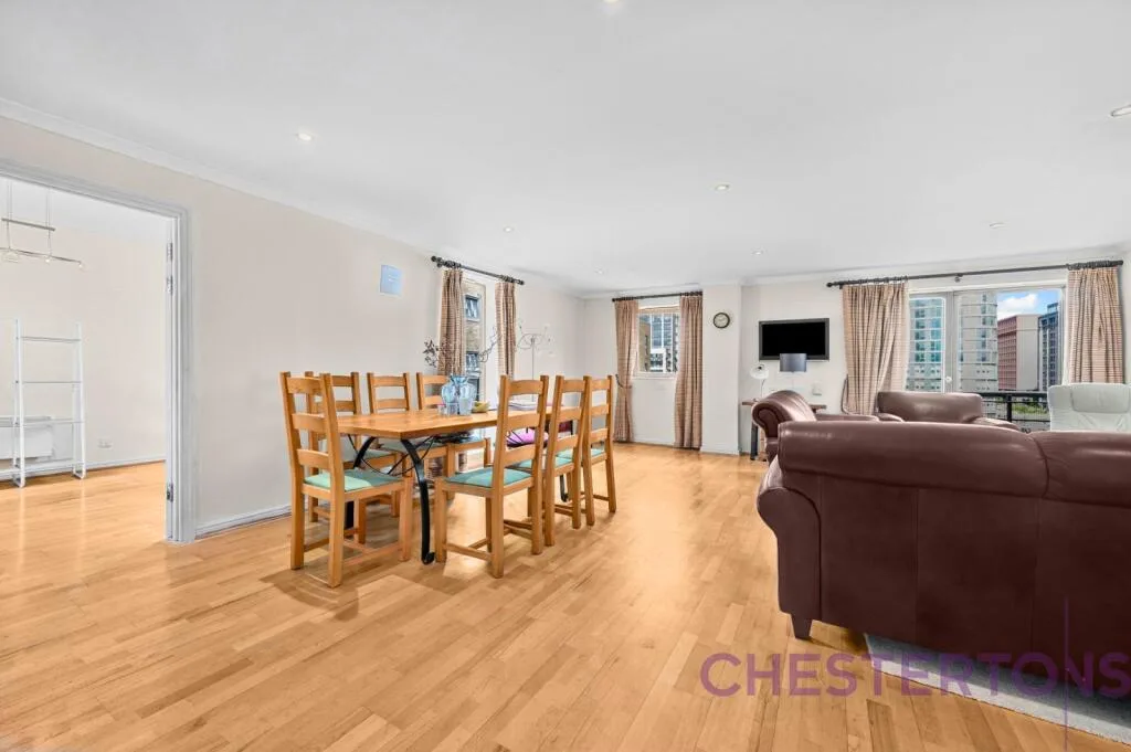 4 bedroom flat for rent