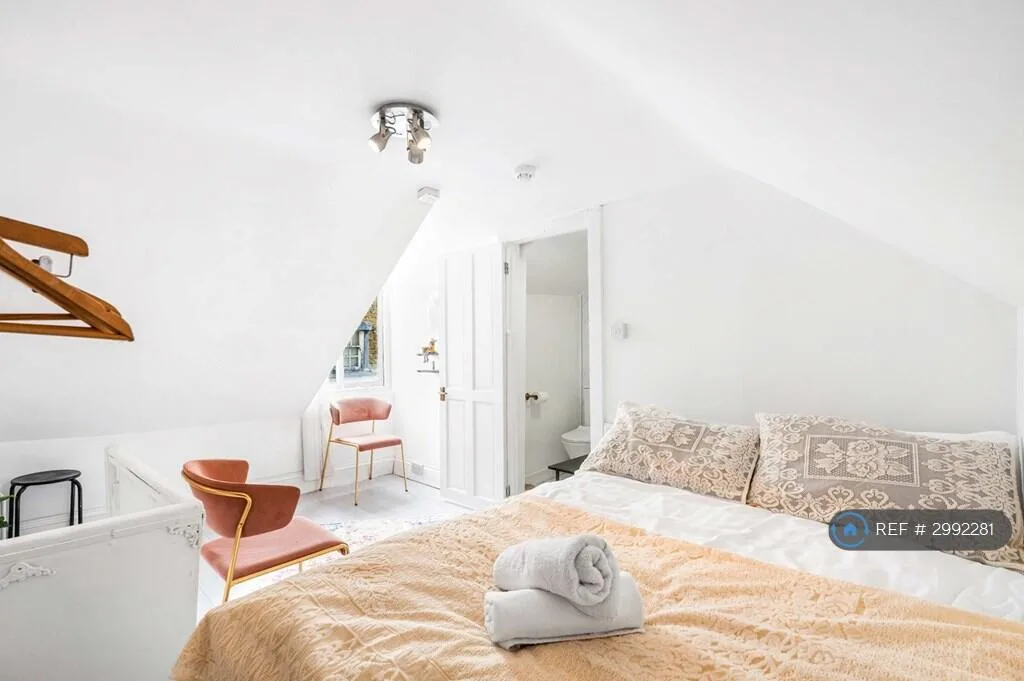 Studio flat for rent