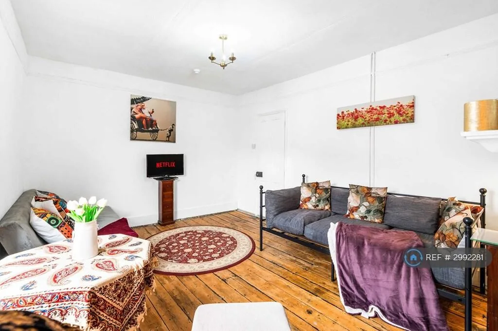 Studio flat for rent