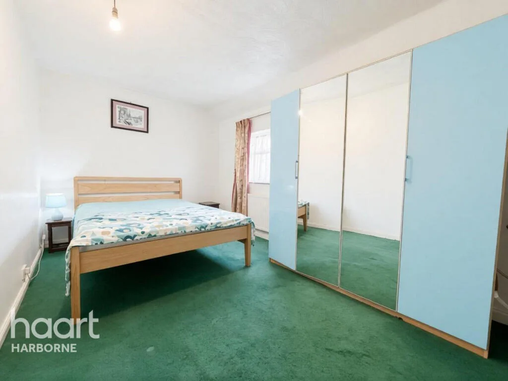2 bedroom semi-detached house for rent