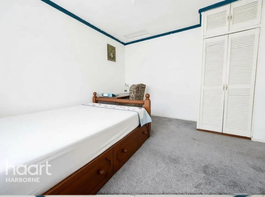 2 bedroom semi-detached house for rent