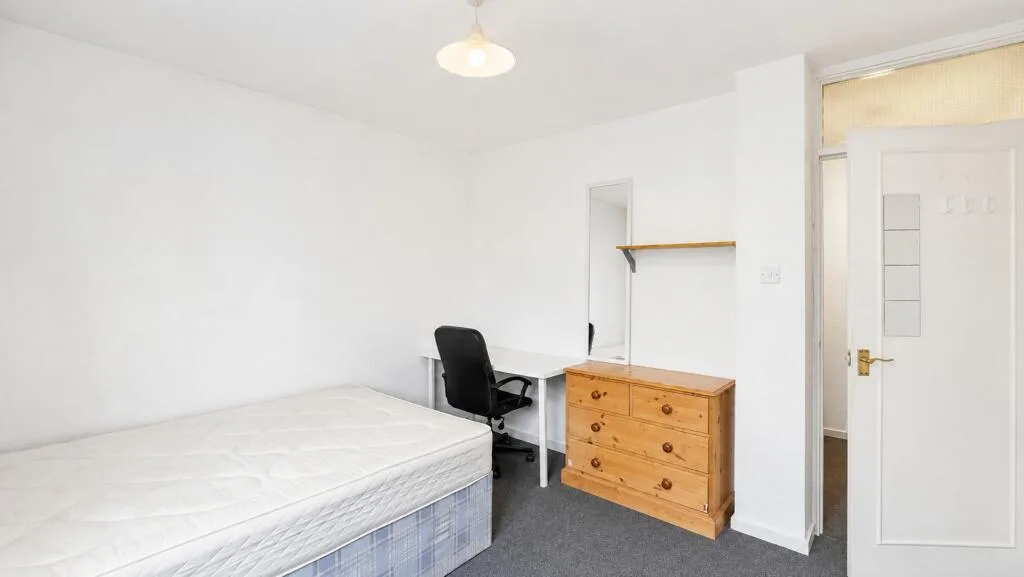 4 bedroom terraced house for rent