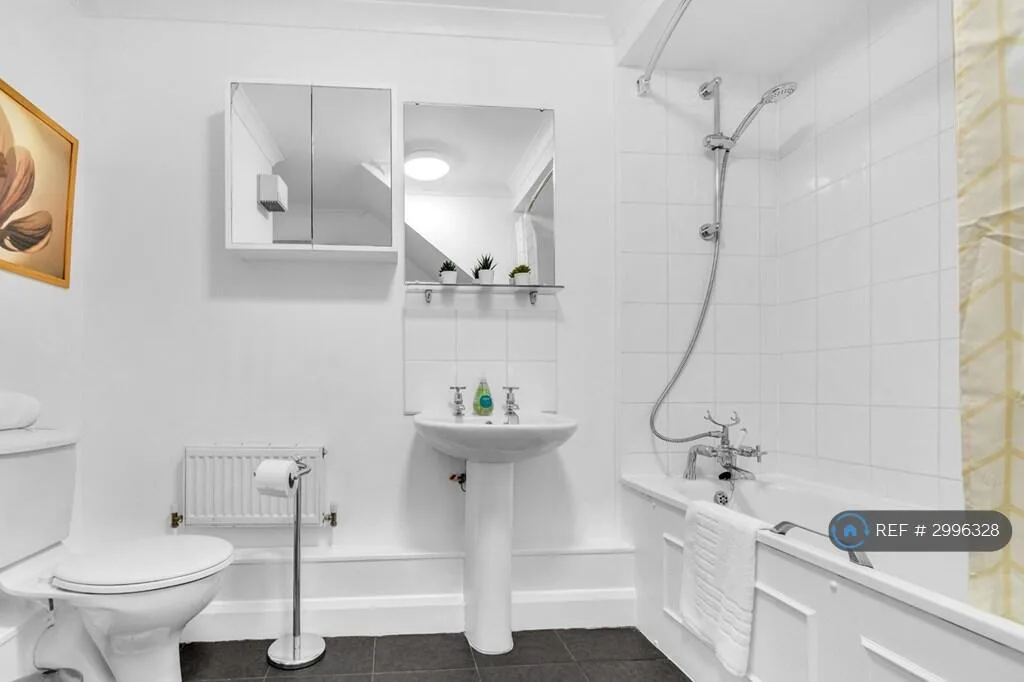 4 bedroom terraced house for rent