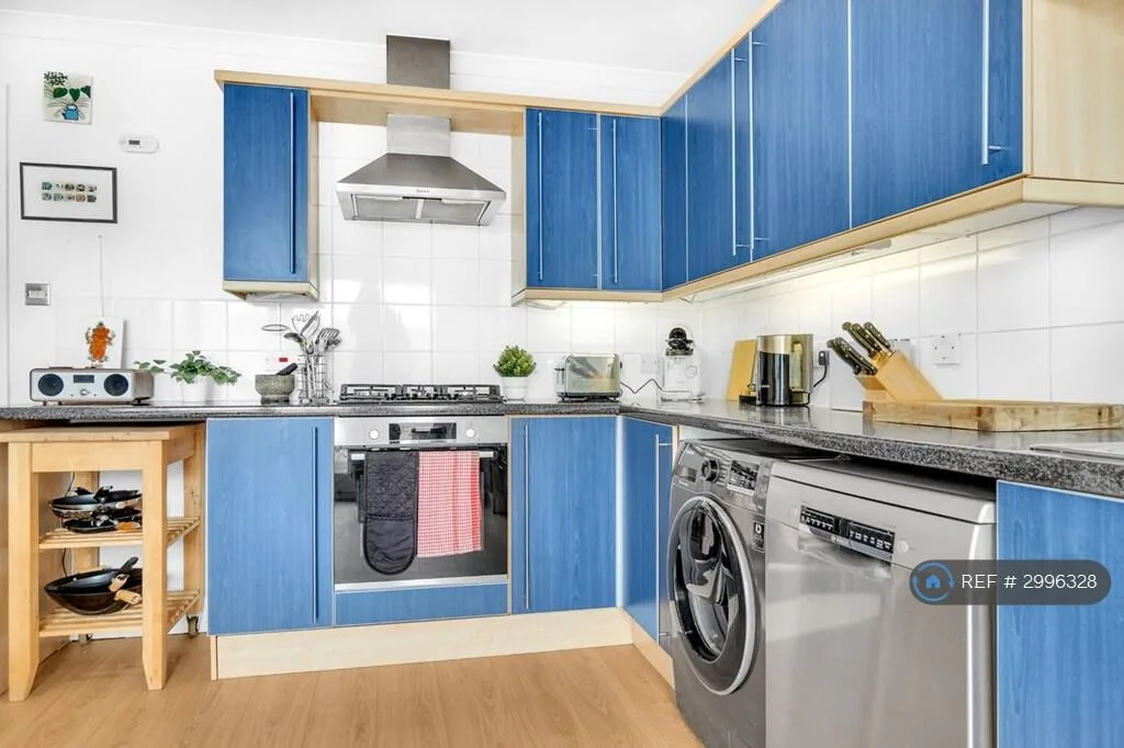 4 bedroom terraced house for rent
