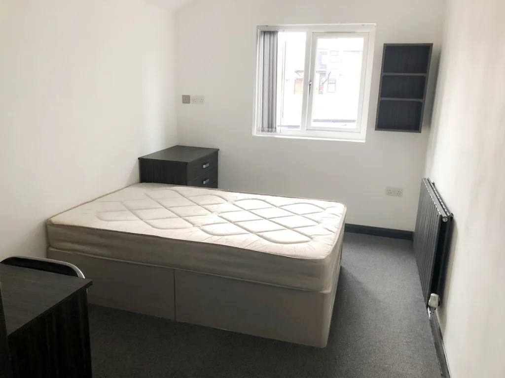 5 bedroom house for rent