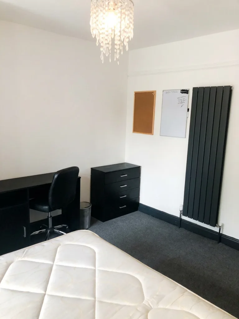 5 bedroom house for rent