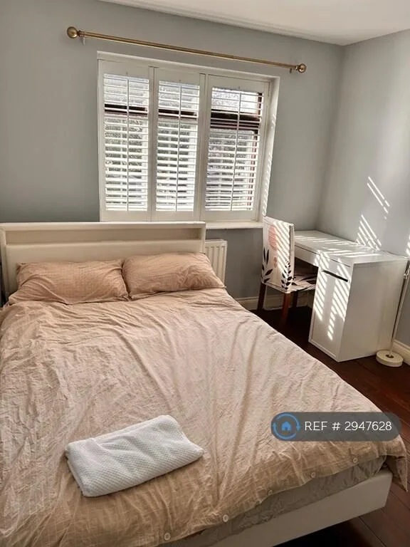 3 bedroom end of terrace house for rent