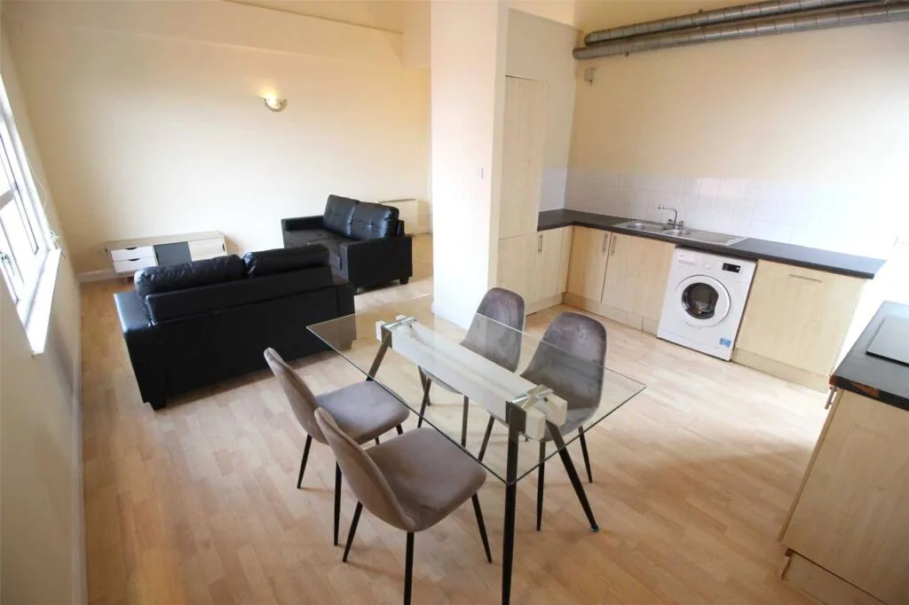 3 bedroom apartment for rent