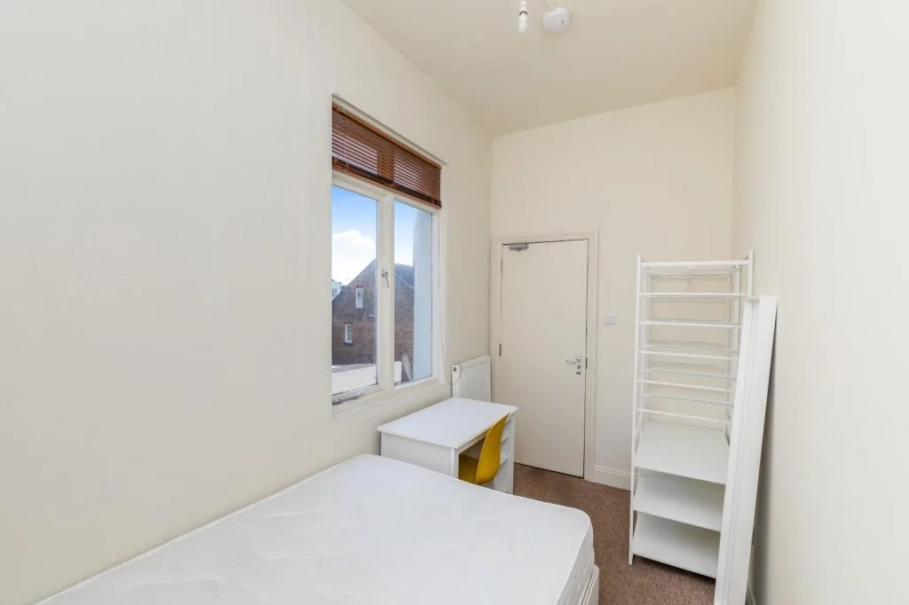 1 bedroom house of multiple occupation for rent