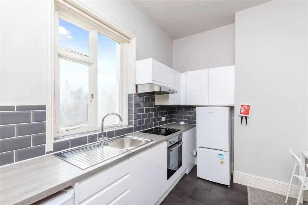 1 bedroom house of multiple occupation for rent