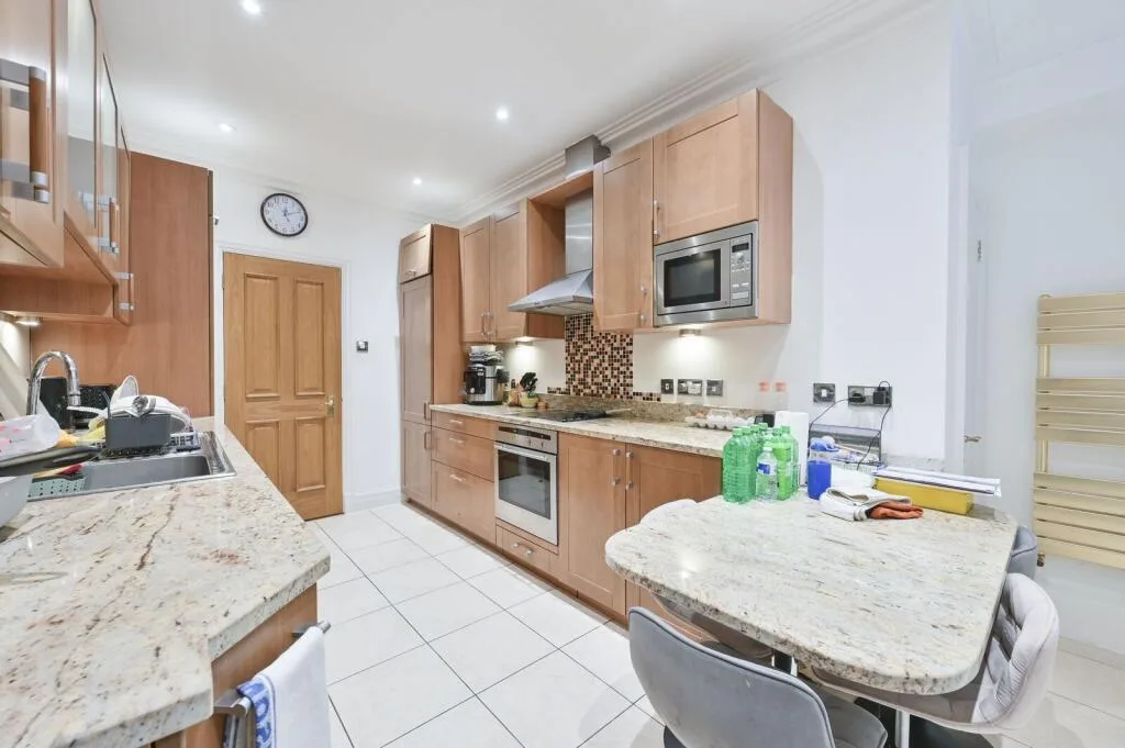 2 bedroom flat for rent