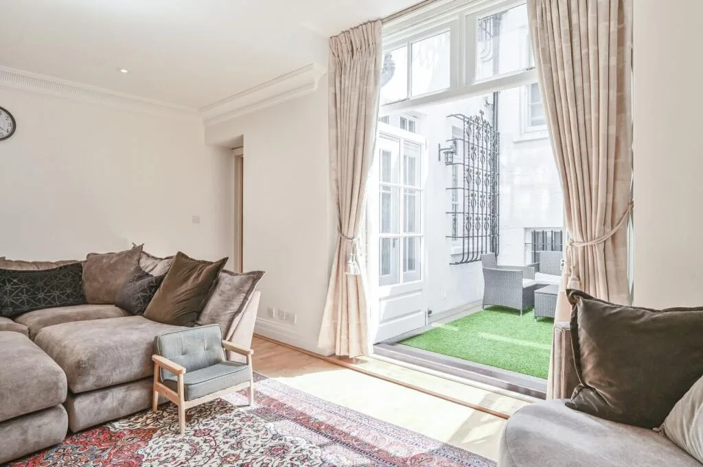 2 bedroom flat for rent