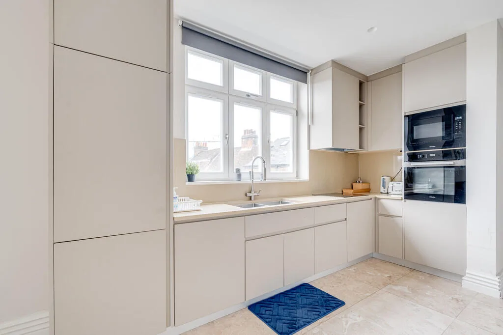 4 bedroom apartment for rent